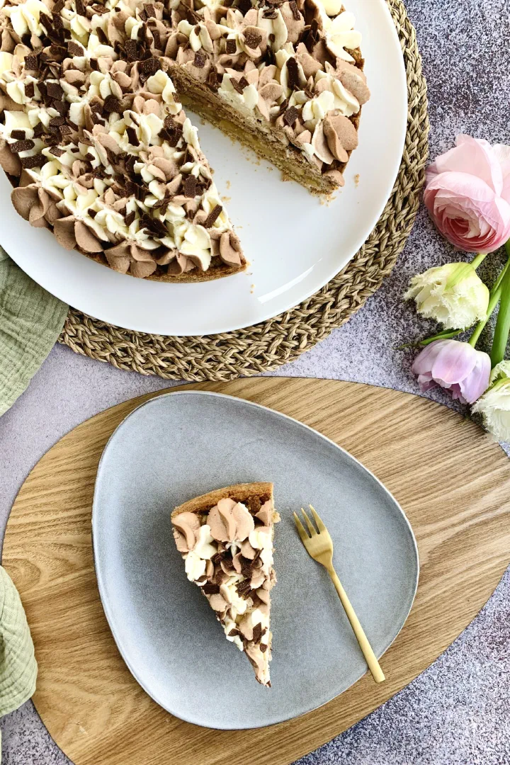 Apfelkuchen mit Nussstreuseln ohne Zucker