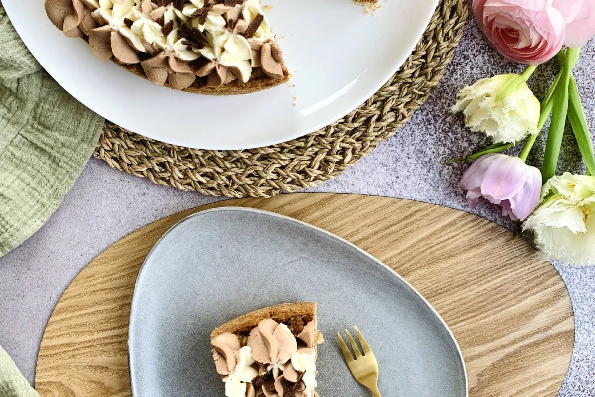 Apfelkuchen mit Nussstreuseln ohne Zucker