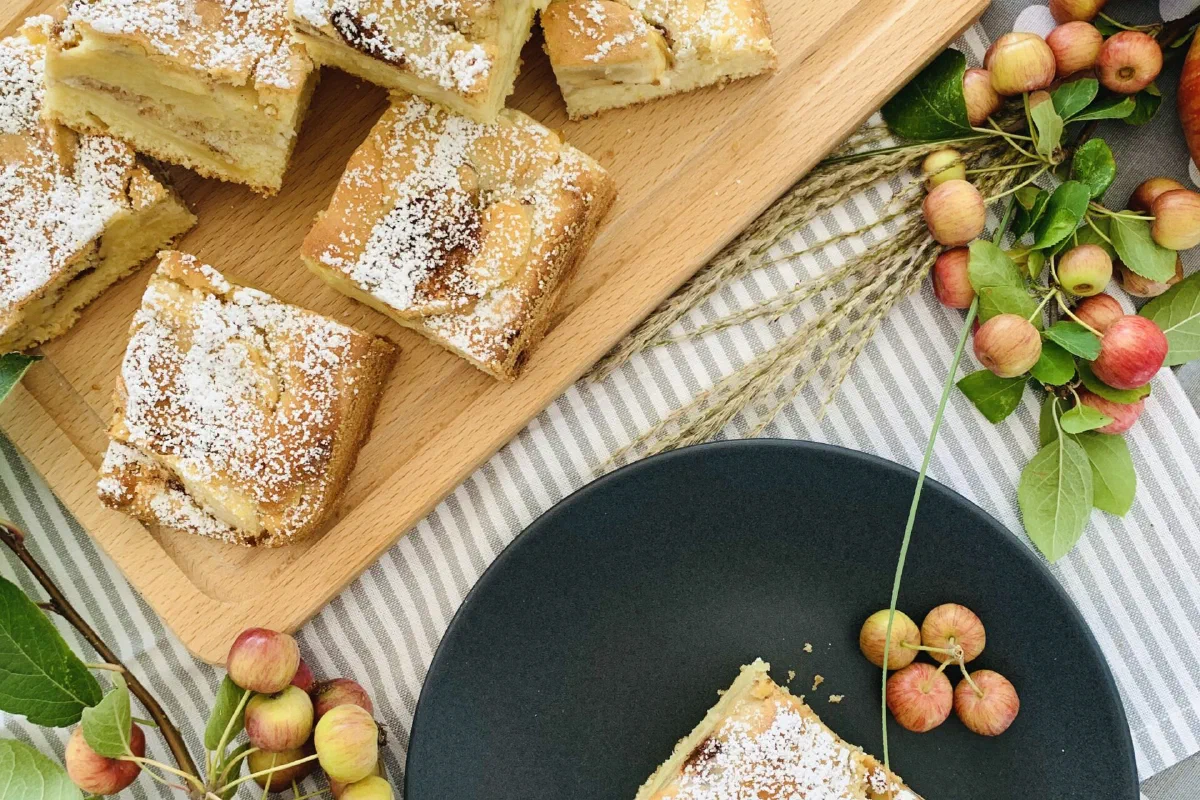 Apfelkuchen vom Blech ohne Zucker