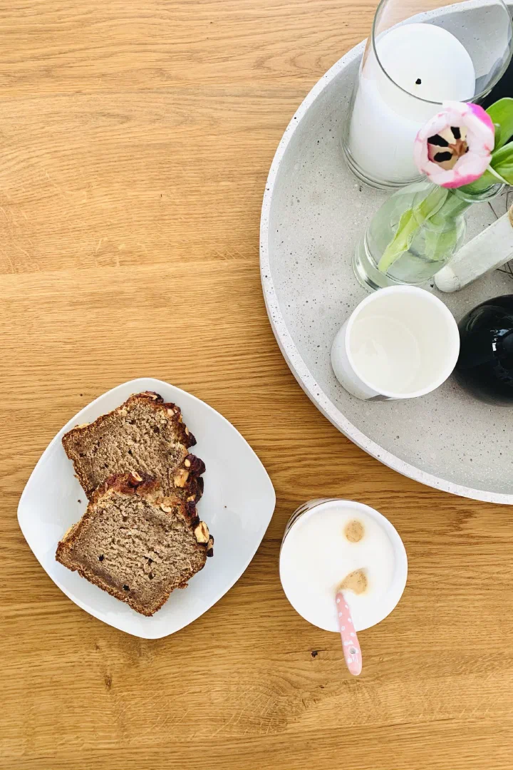 Bananen-Dattel-Kuchen