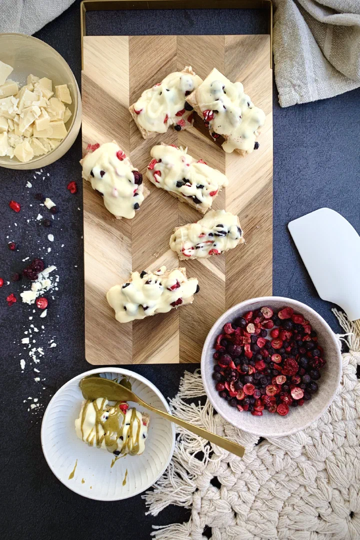 Beeren-Eisriegel ohne Zucker