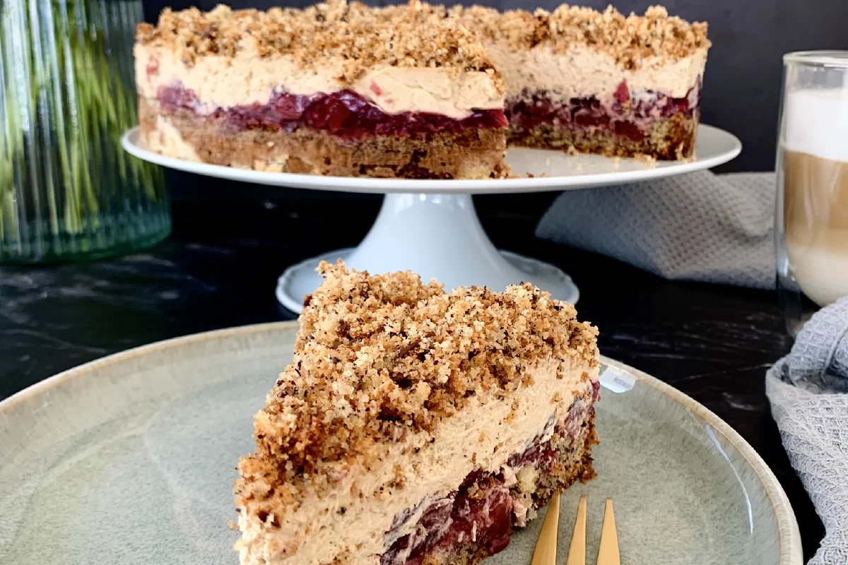 Cappuccino-Kirschtorte ohne Zucker
