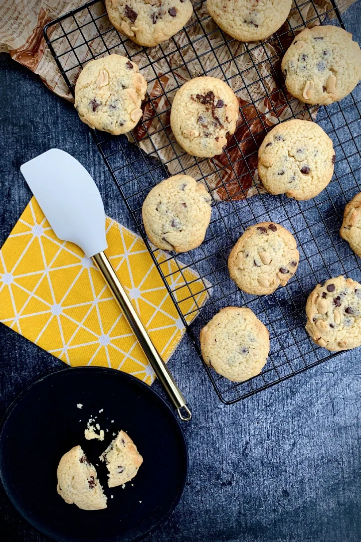 Erdnuss-Schoko-Cookies ohne Zucker