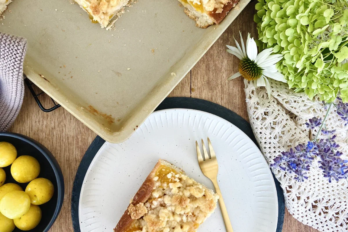 Mirabellenkuchen vom Blech ohne Zucker