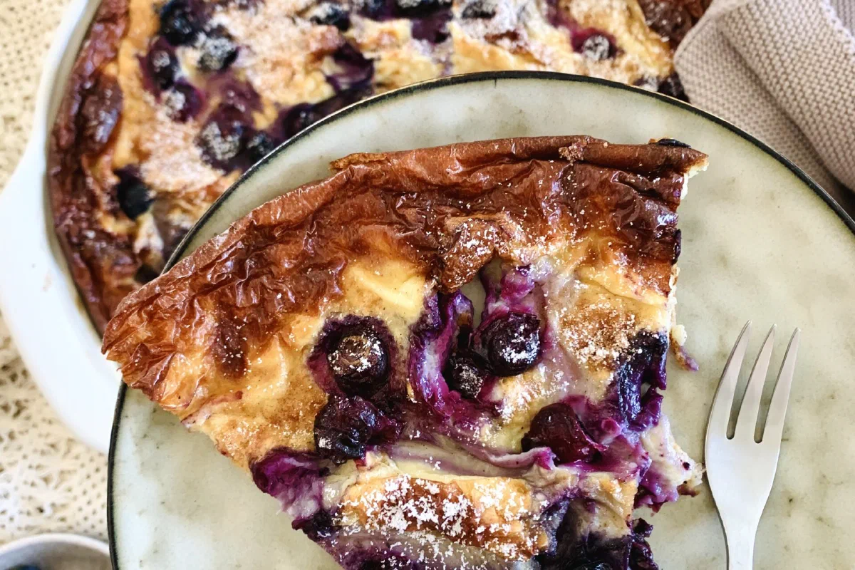 Ofenpfannkuchen mit Heidelbeeren ohne Zucker
