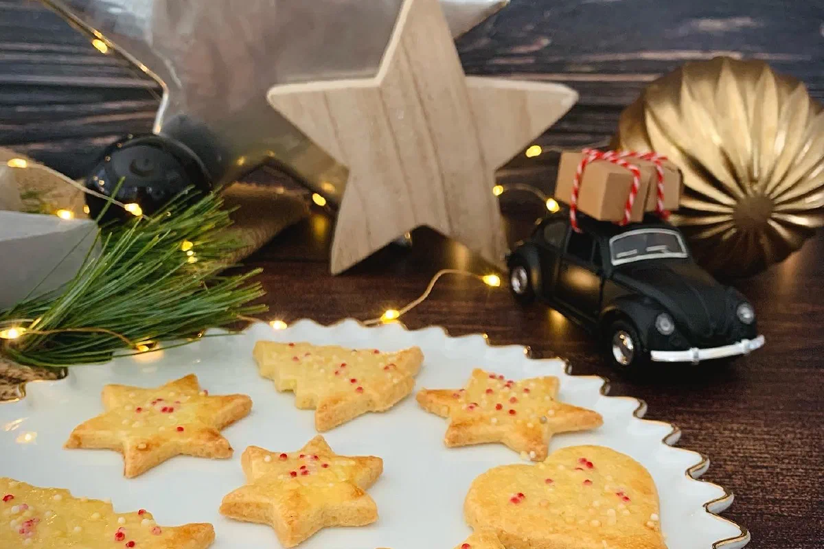 Omi’s zarte Butterplätzchen ohne Zucker