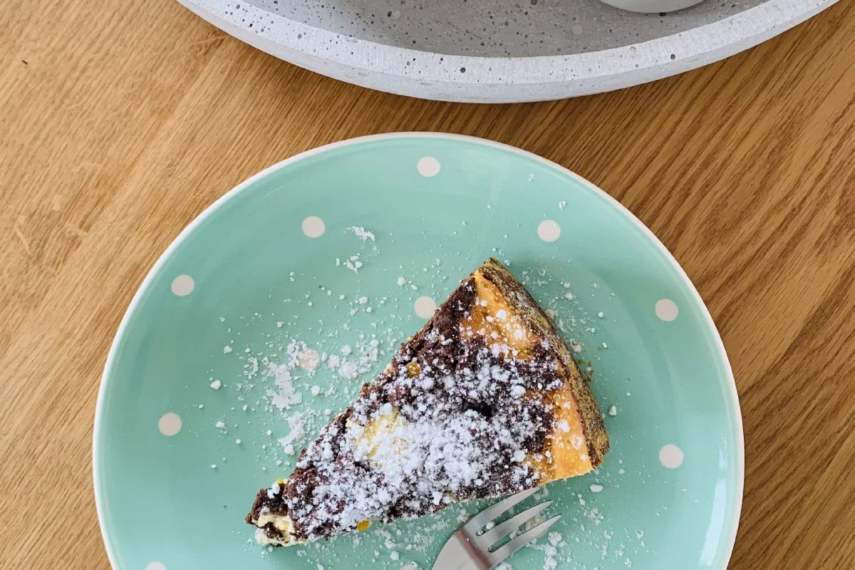 Russischer Zupfkuchen mit Mango