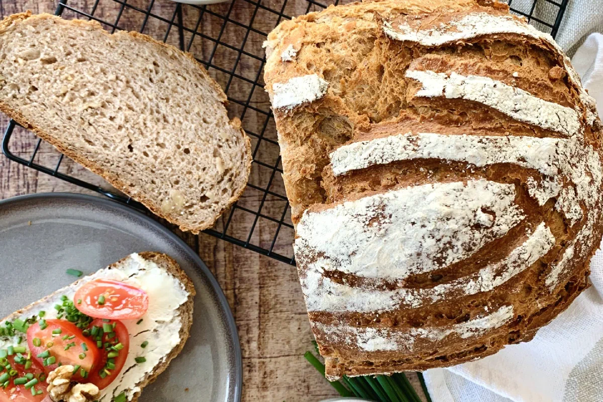 Walnussbrot aus dem Ofenmeister